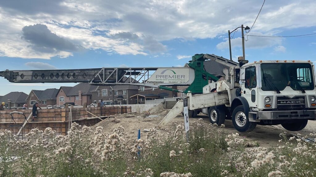 Telebelt Conveyer Premier Concrete Pumping