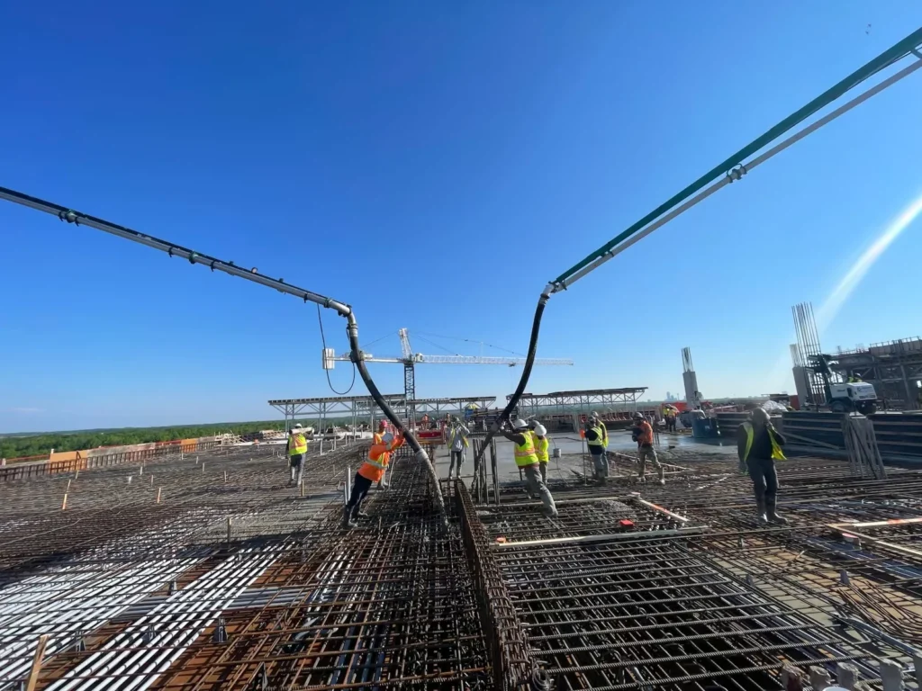 2 boom pumps for 1 floor of the Niagara Hospital Project